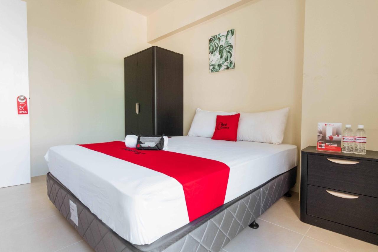 Reddoorz Premium @ Avida Verte Bgc Манила Экстерьер фото
